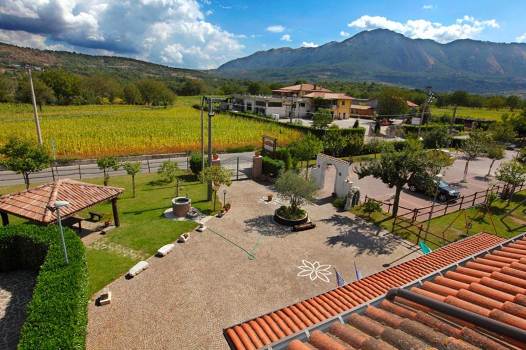 Azienda Agrituristica Pericle Montella Exterior photo